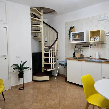 Apartment La Casa Di Ale Bari